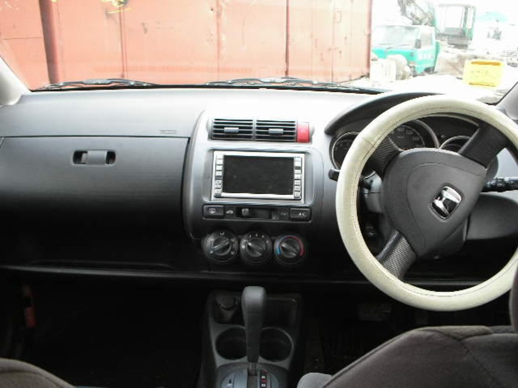 2003 Honda Fit