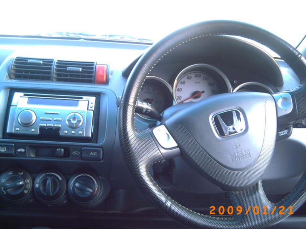 2003 Honda Fit