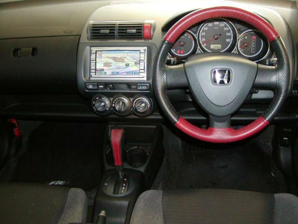 2003 Honda Fit