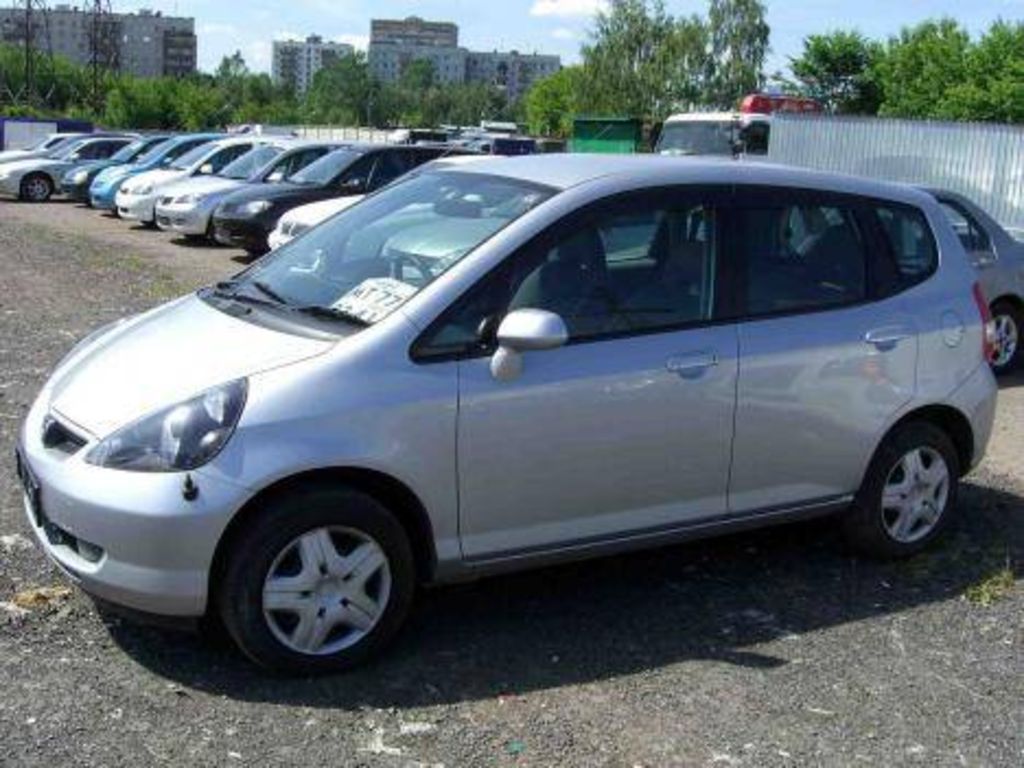 2003 Honda Fit