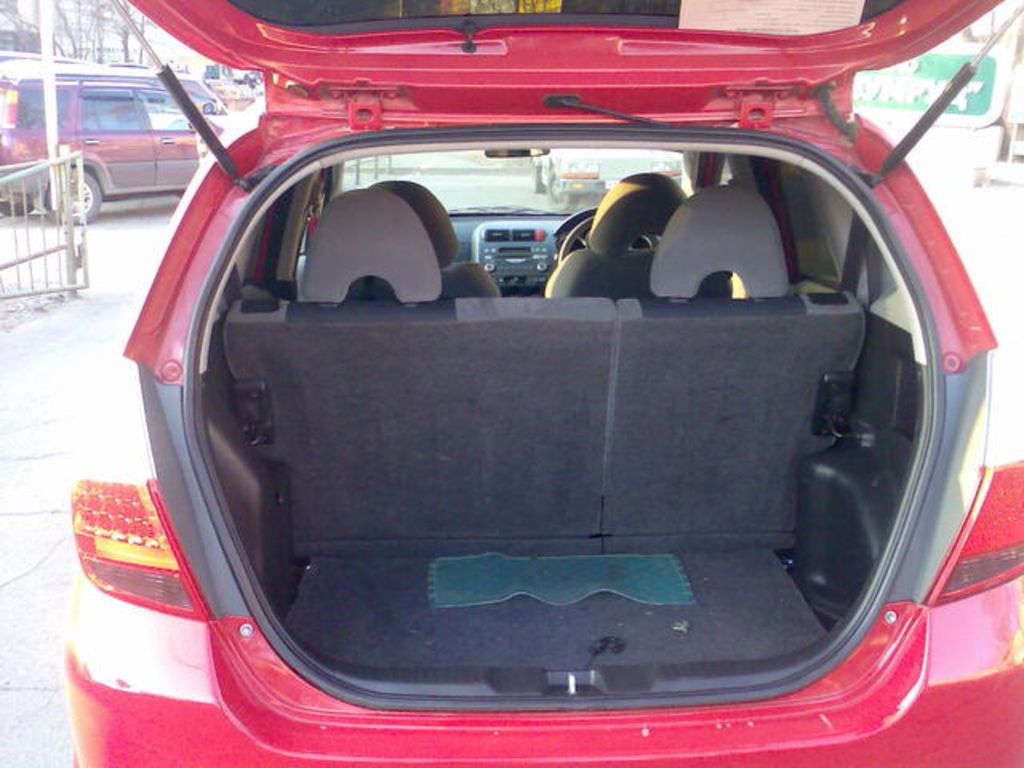 2003 Honda Fit