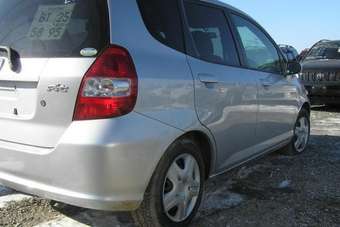 2003 Honda Fit Pictures