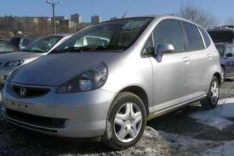 2003 Honda Fit Pictures