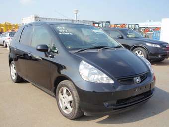 2003 Honda Fit Photos