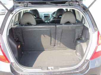 2003 Honda Fit Pictures