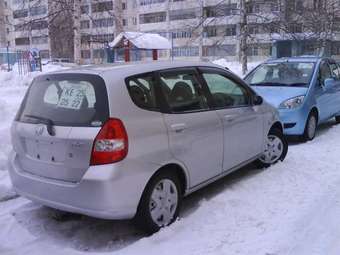 2003 Honda Fit Pictures