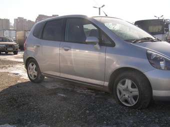 2003 Honda Fit Photos