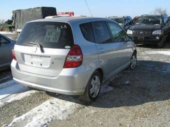 2003 Honda Fit Photos