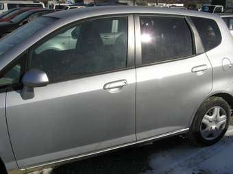 2003 Honda Fit Pictures