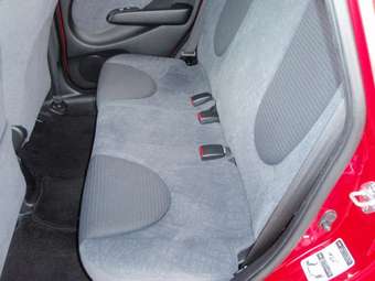2003 Honda Fit Pictures