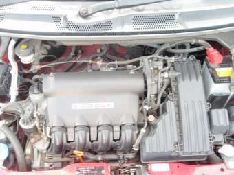 2003 Honda Fit Photos