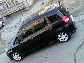 2003 Honda Fit Wallpapers