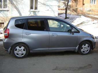 2003 Honda Fit Pictures