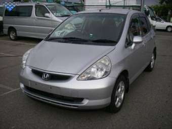 2003 Honda Fit Photos