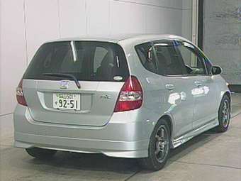 2003 Honda Fit Pictures