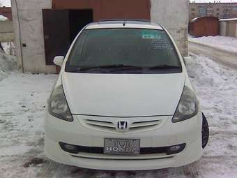 2003 Honda Fit Photos