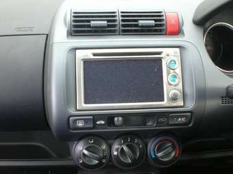 2003 Honda Fit Pictures