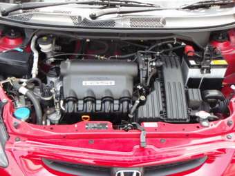 2003 Honda Fit Photos