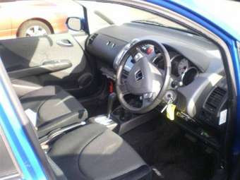 2003 Honda Fit Pictures