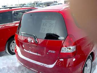 2003 Honda Fit Photos