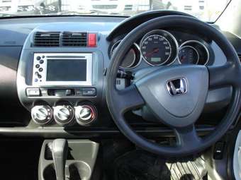 2003 Honda Fit Wallpapers