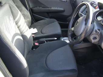 2003 Honda Fit Pictures