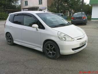 2003 Honda Fit Photos