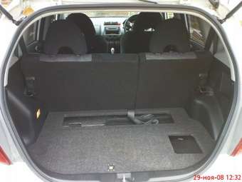 2003 Honda Fit Pictures