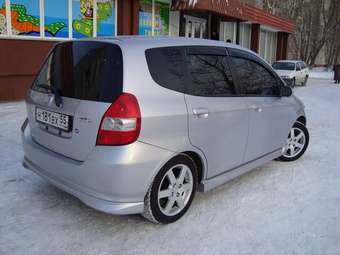 2003 Honda Fit Photos