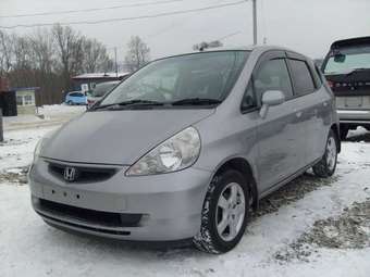 2003 Honda Fit Pictures