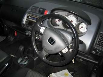2003 Honda Fit Wallpapers