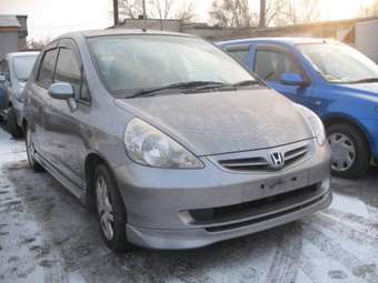 2003 Honda Fit Photos