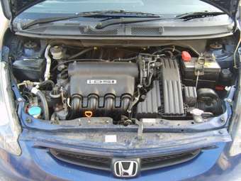 2003 Honda Fit Pictures