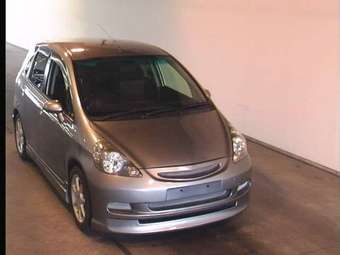 2003 Honda Fit Pictures