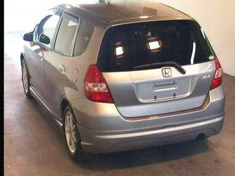 2003 Honda Fit Pictures