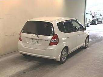 2003 Honda Fit Pictures