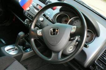 2003 Honda Fit Pictures