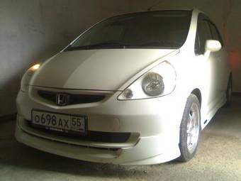 2003 Honda Fit Photos