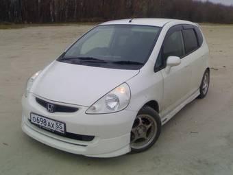 2003 Honda Fit Wallpapers