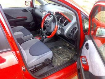 2003 Honda Fit Photos