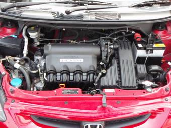 2003 Honda Fit Wallpapers