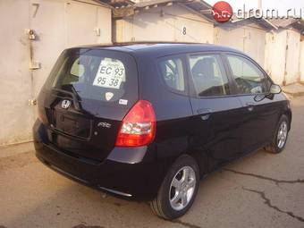 2003 Honda Fit Photos