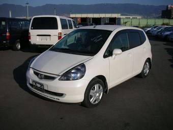 2003 Honda Fit Pictures