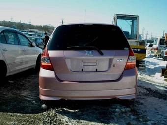 2003 Honda Fit Pictures