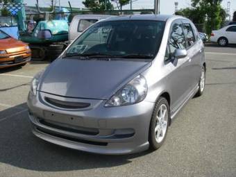 2003 Honda Fit Photos