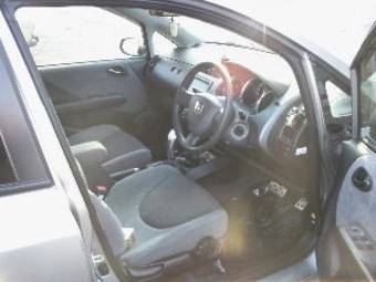 2003 Honda Fit Photos