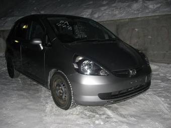 2003 Honda Fit Photos