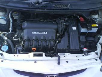 2003 Honda Fit Pictures
