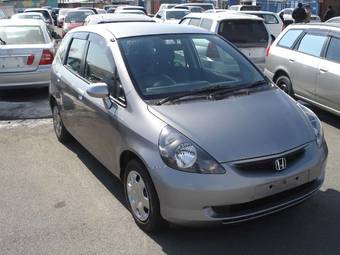 2003 Honda Fit Photos