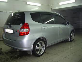 2003 Honda Fit Photos